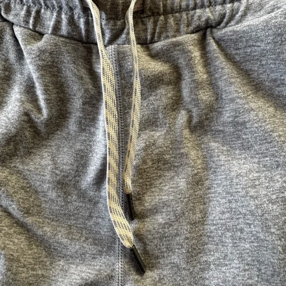 Vuori Heather Gray Lounge Pants - Picture 6 of 11
